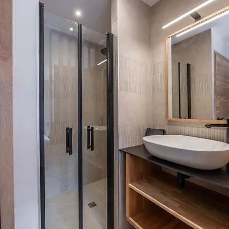 Spacieux A Avec Jacuzzi Et Parking, Animaux Acceptes - Fr-1-343-259 木屋 *