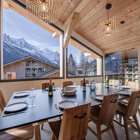 Chalé Spacieux A Avec Jacuzzi Et Parking, Animaux Acceptes - Fr-1-343-259 Chamonix